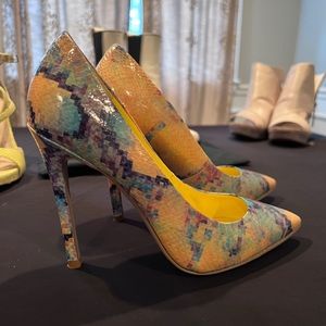 Nine West 4” high heels multi colored